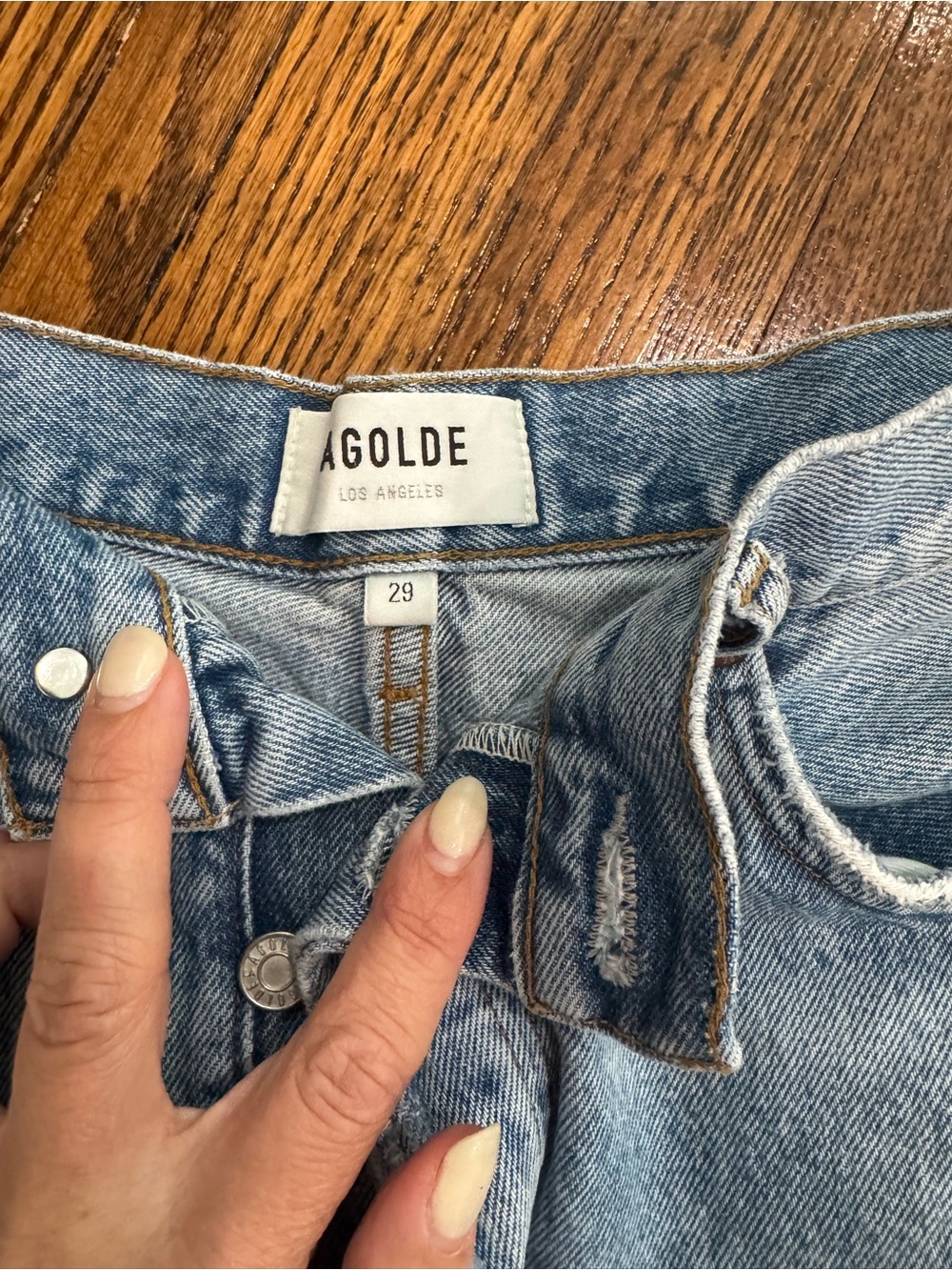 Light Blue Distressed Denim Shorts AGOLDE Stella - Picture 2 of 5